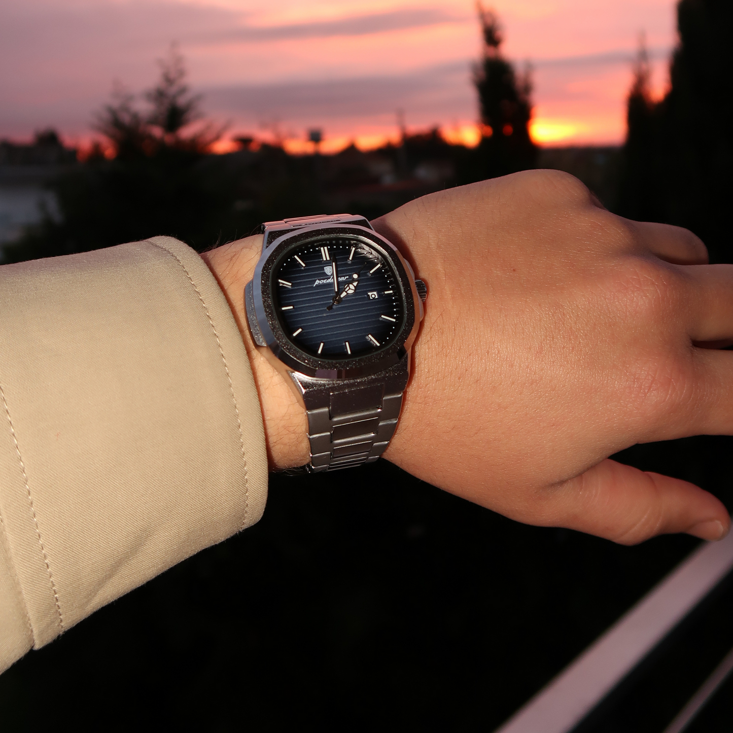 PELIVINI MILANO – Élégance Intemporelle, Force Affirmée